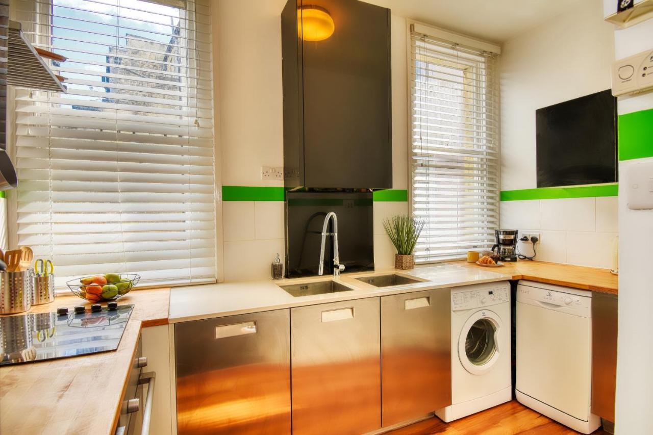 2 Bedroom Apartment In Bath City Centre With Garden & Free Parking Exterior photo